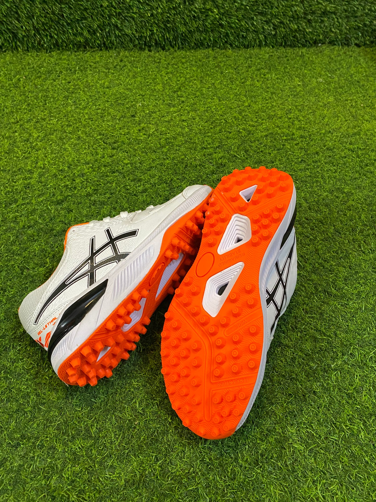 7A QUALITY CRICKET SHOES - WHITE ORANGE NEW 2025 ASICS GEL PEAKE