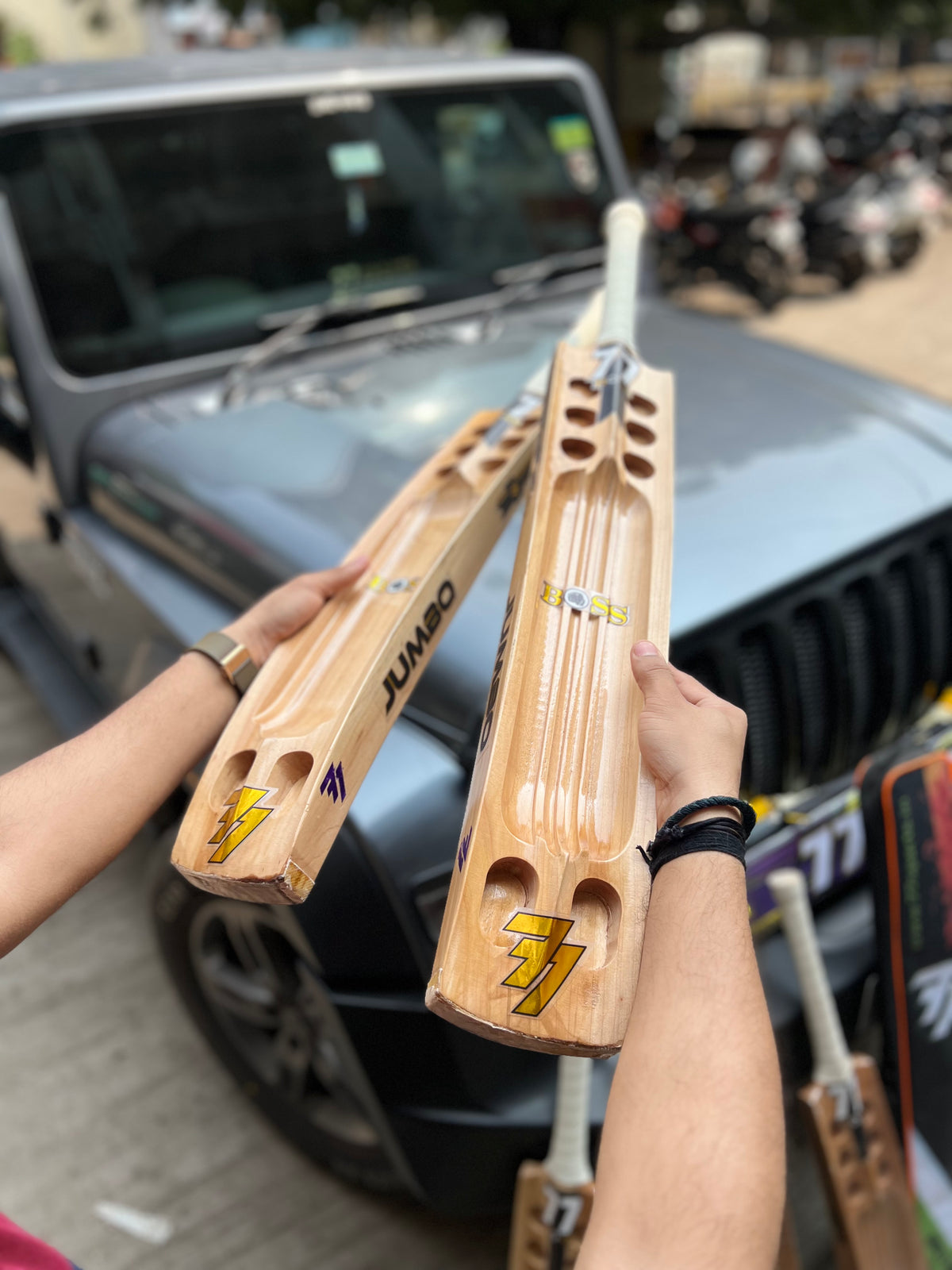 77 BOSS EDITION- JUMBO BLADE BAT