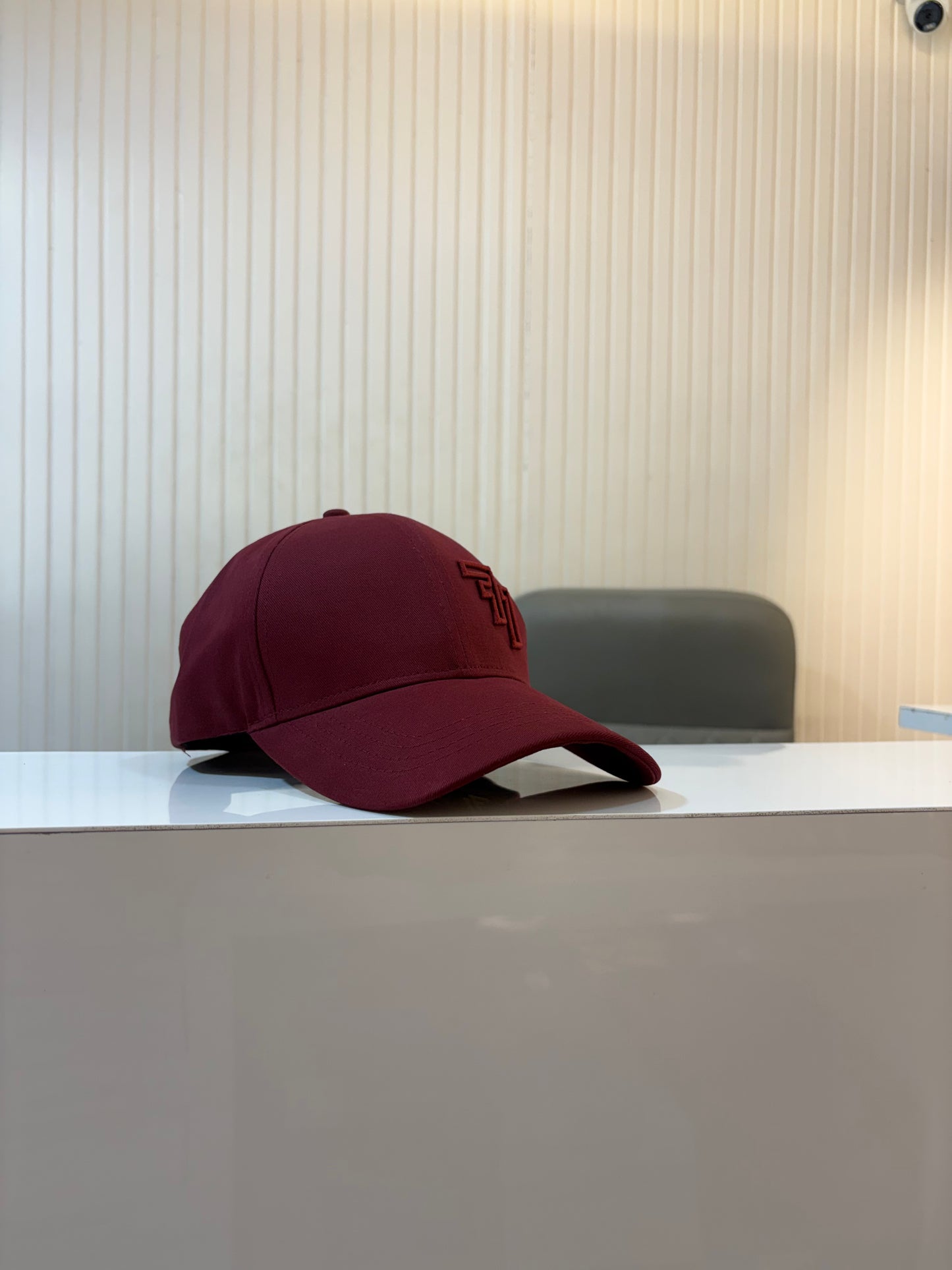 77 Side Embrace Stud Cotton cap - MAROON
