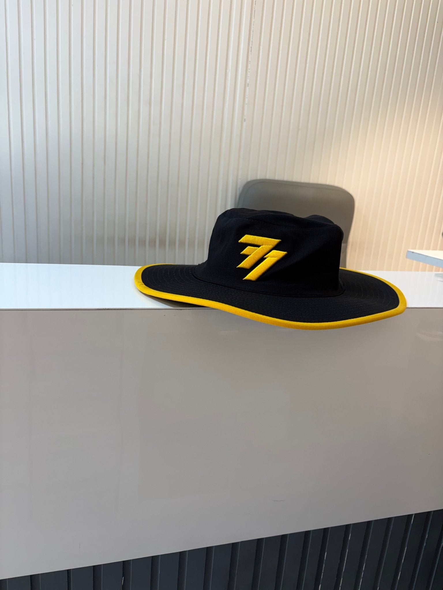77 HAT - GLOW BLACK - 77sports in