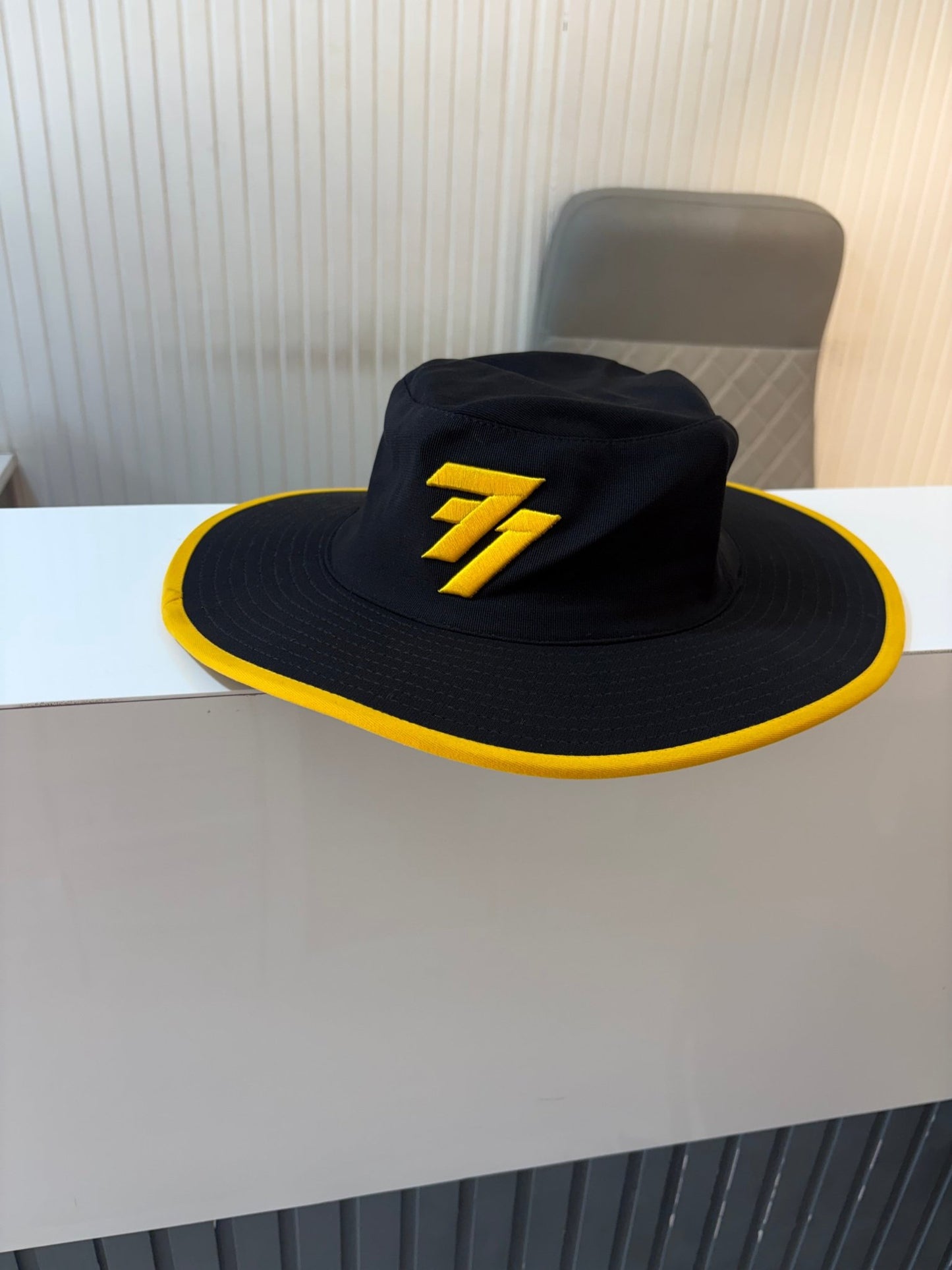 77 HAT - GLOW BLACK - 77sports in