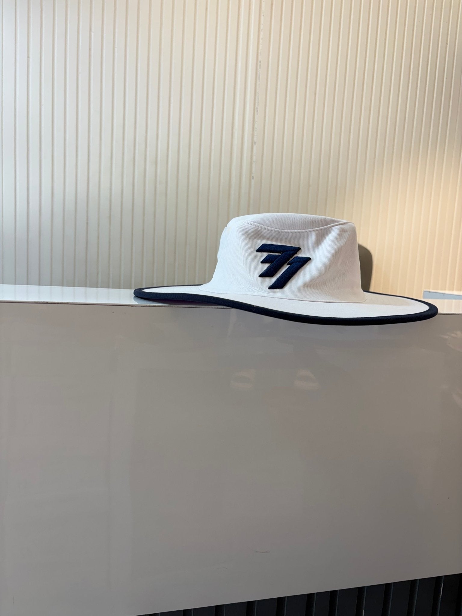 77 HAT - GLOW WHITE - 77sports in