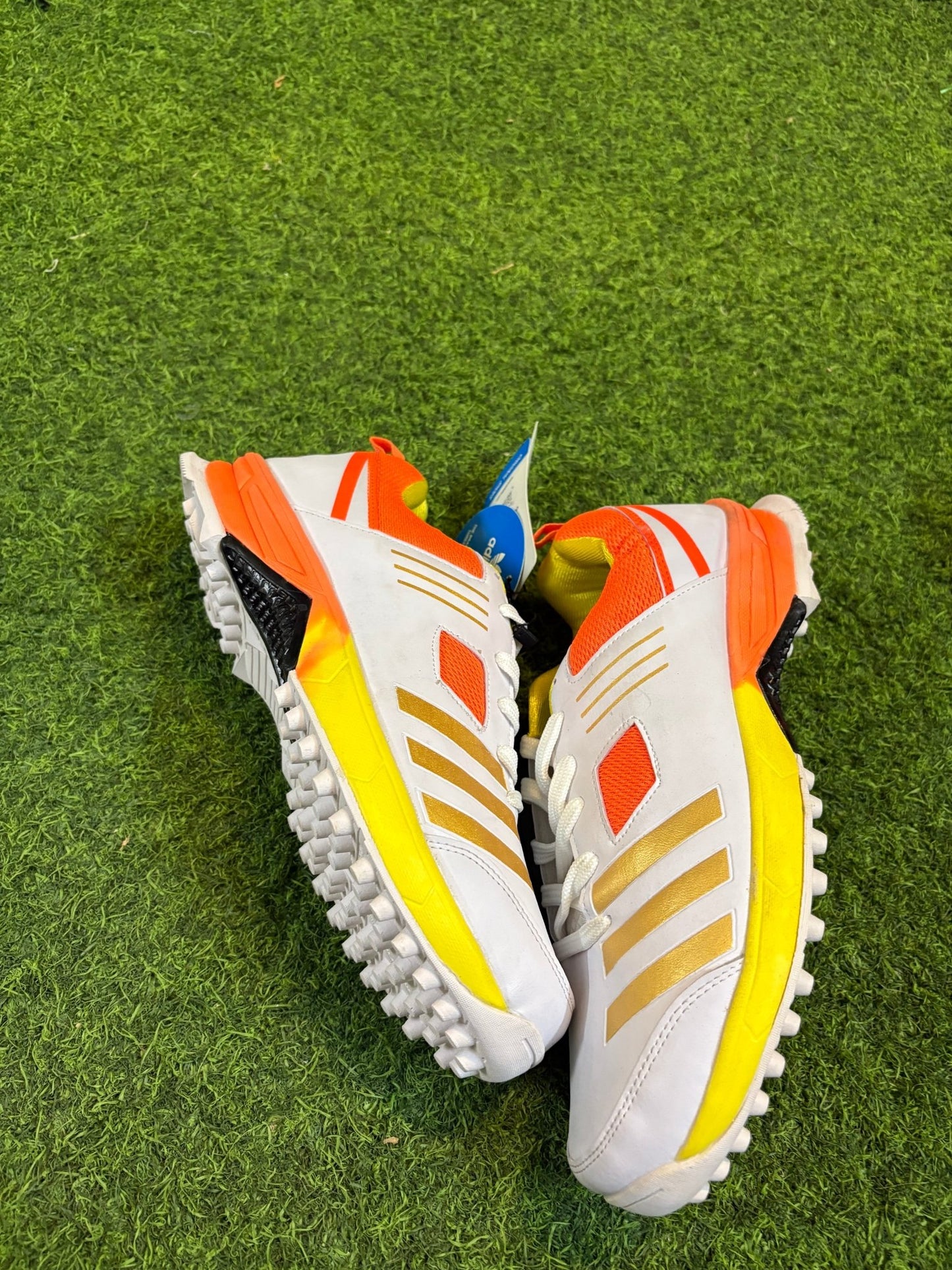 ADIMAX CRICKET SHOES - Yellow orange gold dust premium grip - 77sports in