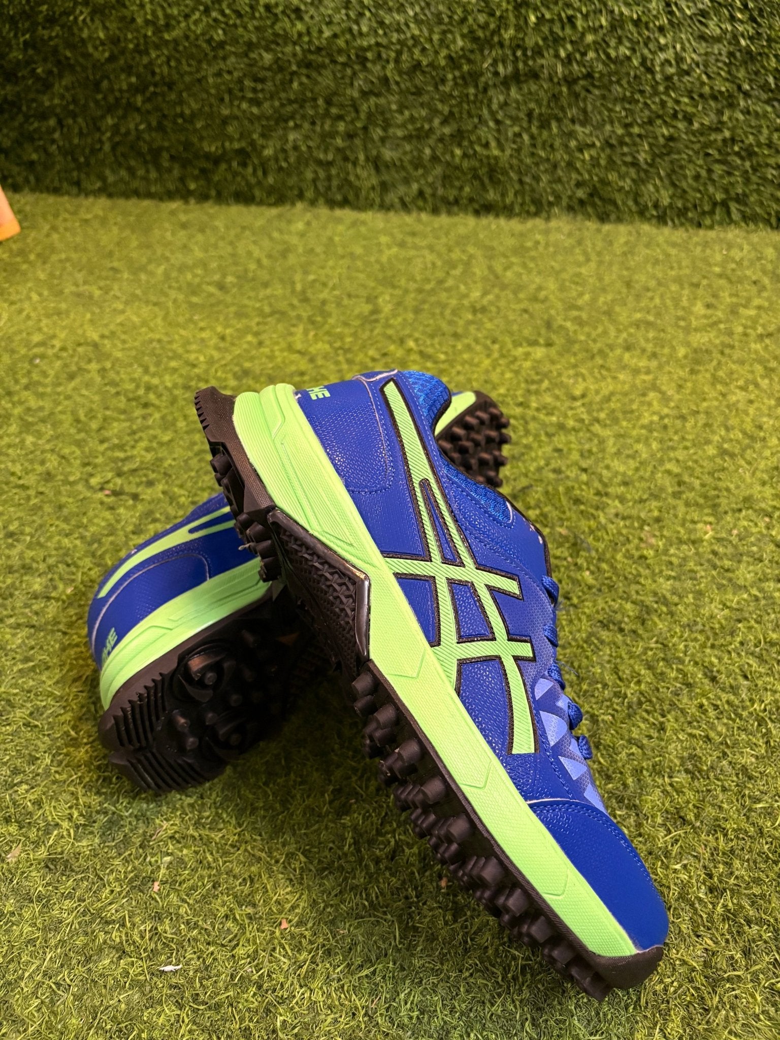 ASICS 7A QUALITY CRICKET SHOES WITH BOX - GREEN & BLUE - 77sports in