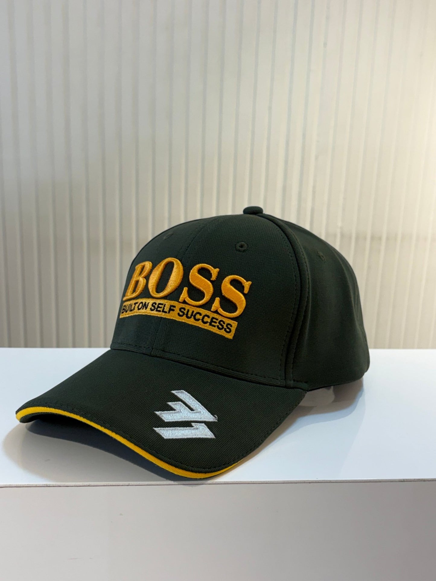 BOSS CAP - NEW MILITARY GREEN FLEXI CAP - 77sports in