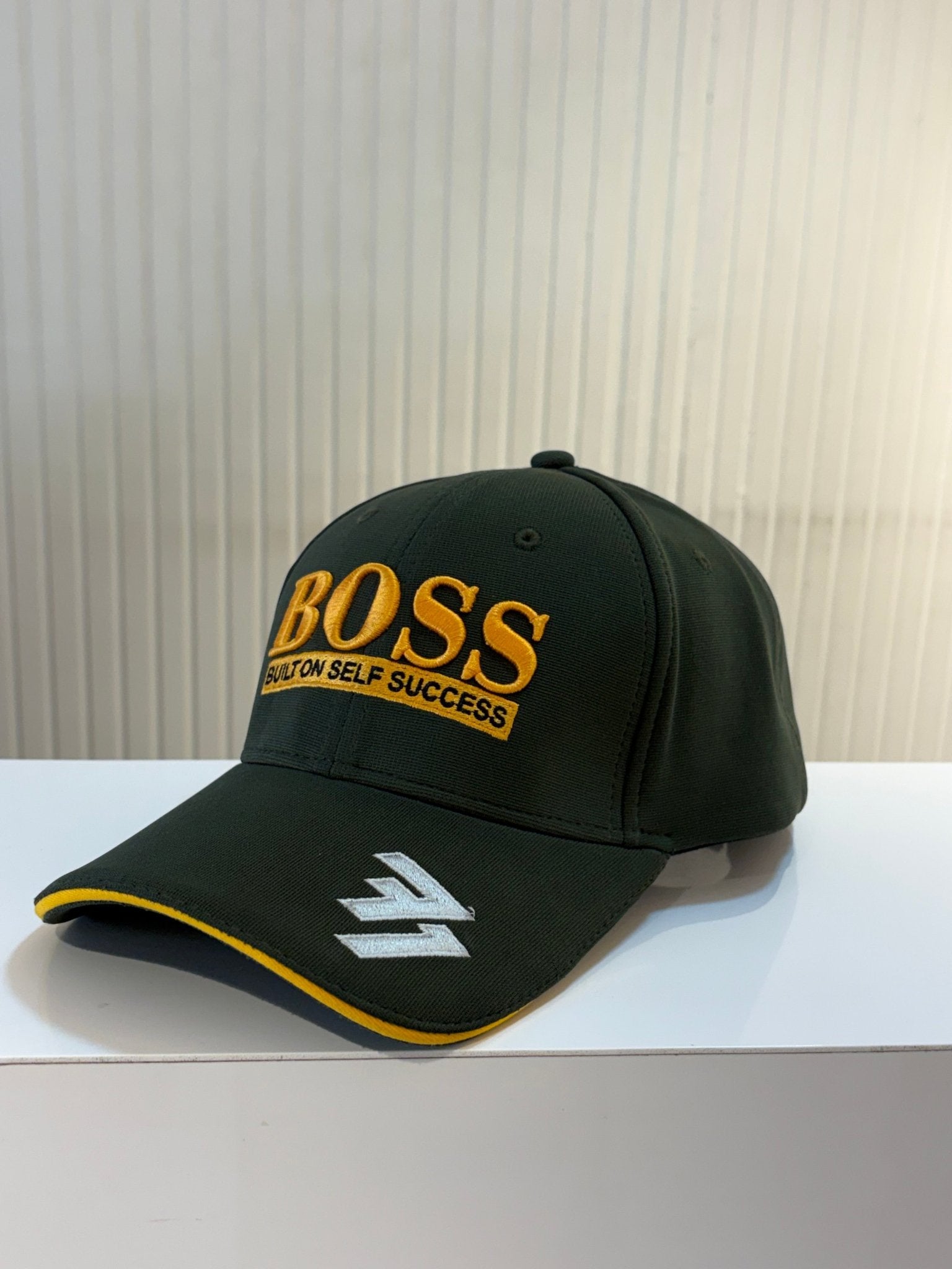 BOSS CAP - NEW MILITARY GREEN FLEXI CAP - 77sports in