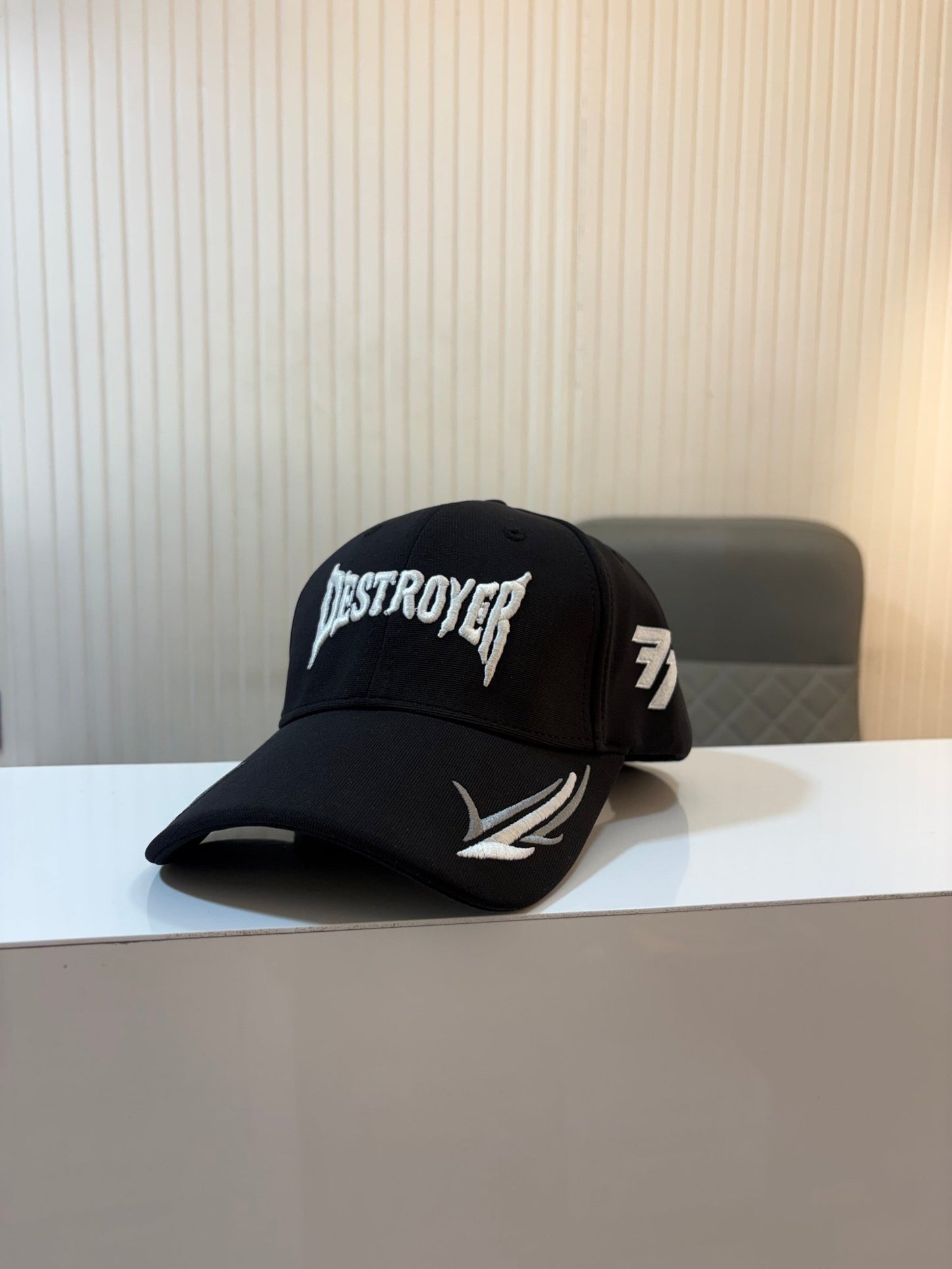 DESTROYER CAP - STUD STYLISH FLEXI BLACK CAP - 77sports in