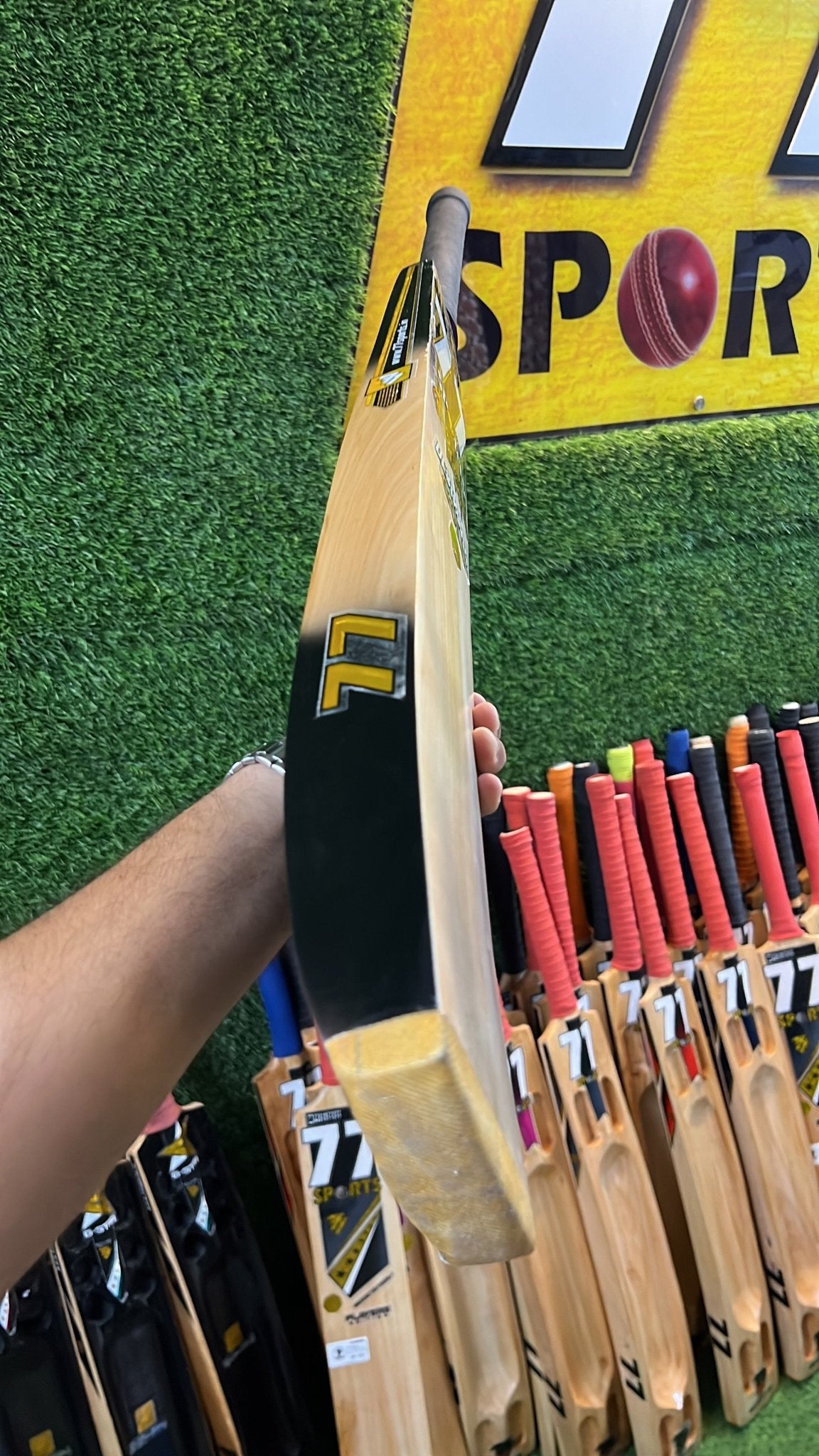 DESTROYER GOLD EDITION HARD TENNIS DOUBLE BLADE BAT - 77sports in