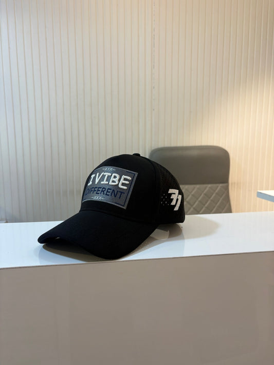 I VIBE DIFFERENT CAP - CHROME BLACK AIRHOLE LAVISH - 77sports in