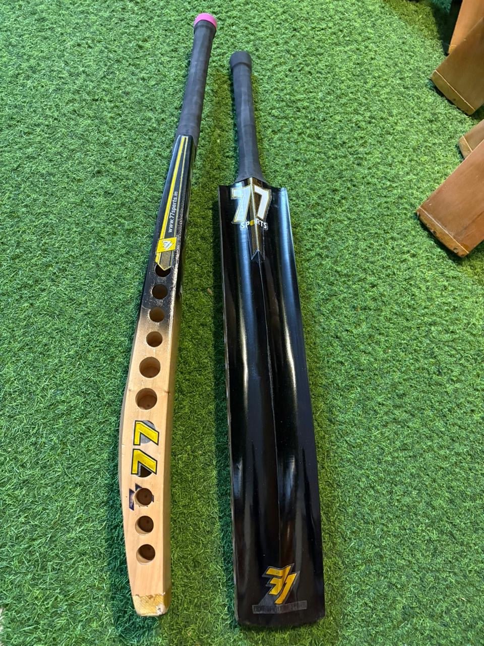 Non scoop side holed bat - Destroyer gold Jumbo blade hard tennis - 77sports in