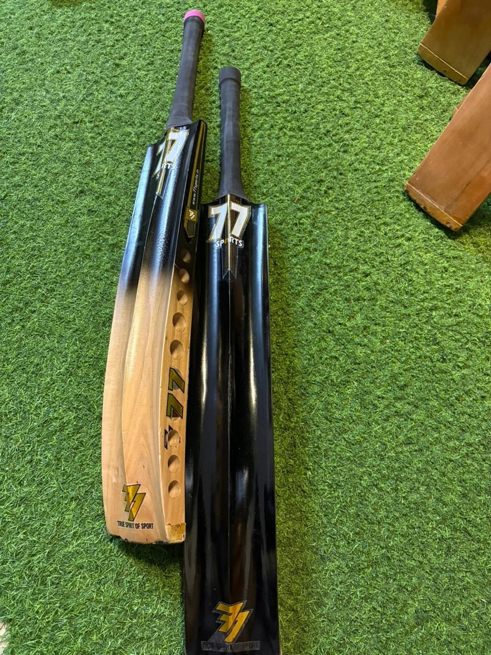 Non scoop side holed bat - Destroyer gold Jumbo blade hard tennis - 77sports in