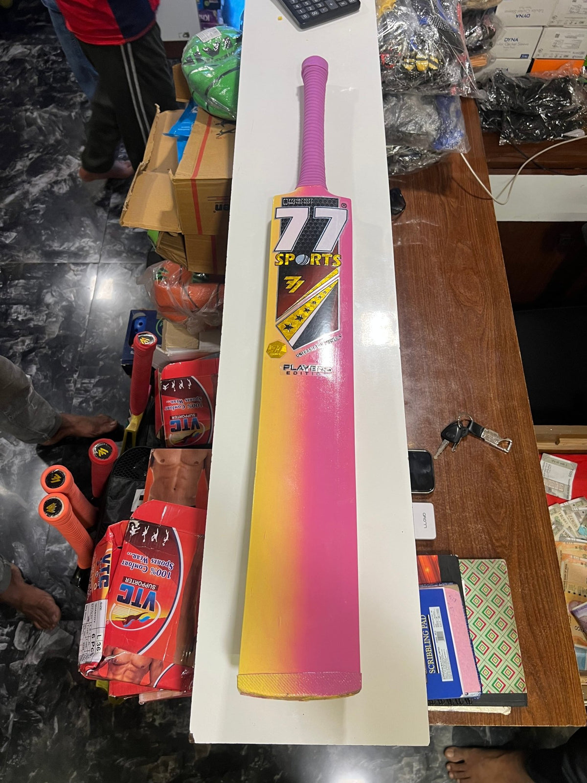 RAINY SEASON BAT - PREMIUM DOUBLE BLADE 890-990 gm only - 77sports in