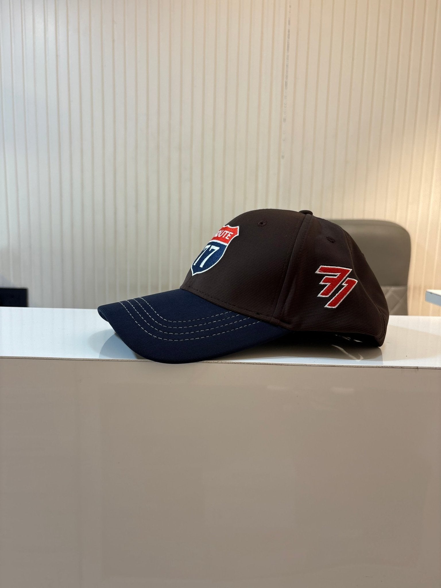 ROUTE 77 - NAVY BROWN JEANS FINISH FLEXI CAP - 77sports in